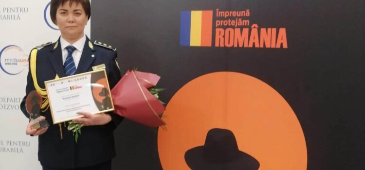 Ce înseamnă să fii femeie-comisar de poliție. Ramona Șerban lucrează de 25 de ani doar printre bărbați FOTO