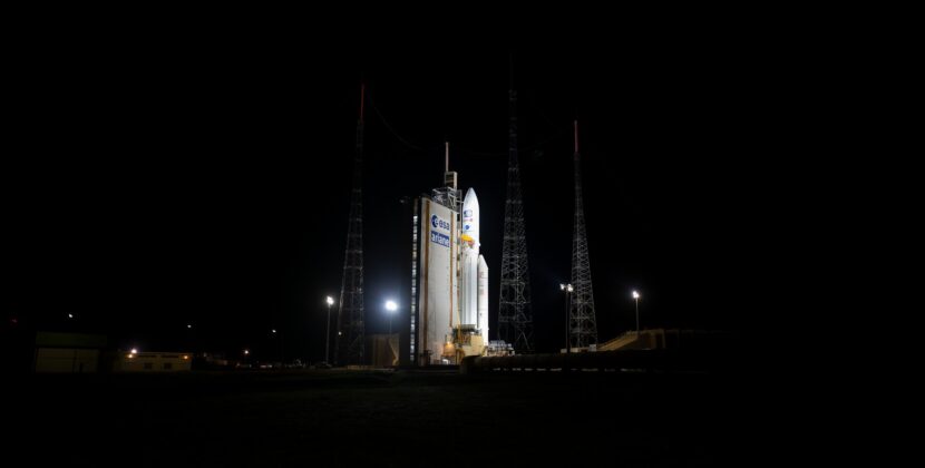 Ultima lansare a rachetei europene Ariane 5, programată pentru vineri, a fost amânată