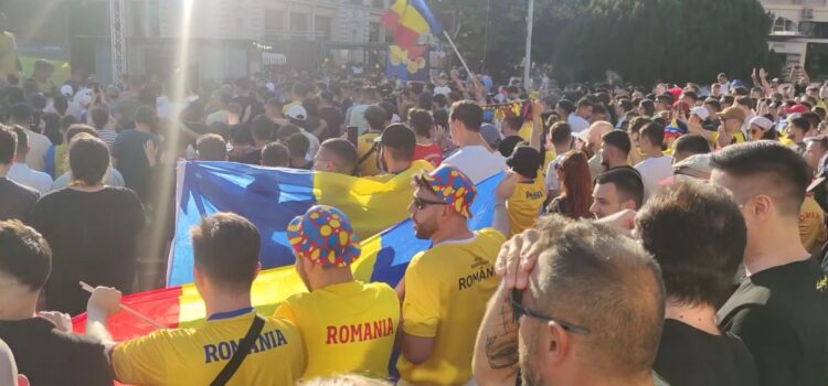 Nebunie la Iași! Peste 1000 de suporteri au mărșăluit pe străzi după calificarea tricolorilor în optimi