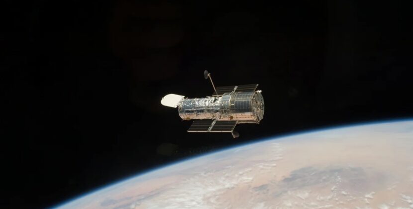 NASA vrea să oprească treptat telescopul Hubble