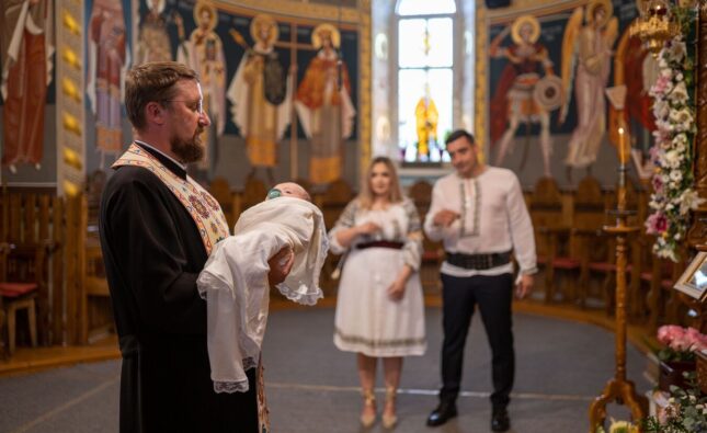 George Simion, botez cu 1.000 de invitați, 4 nași, proțap și preparate românești FOTO, VIDEO