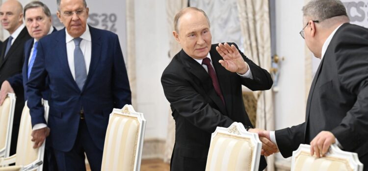 PUTIN contestă, la summitul BRICS, ordinea economică occidentală /Președintele Rusiei vrea un sistem financiar alternativ