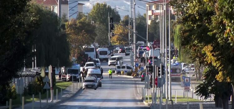 Explozie puternică la periferia Ankarei /Autoritățile consideră că este un ATAC TERORIST
