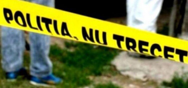Descoperire macabră într-o fosă septică la Lipova. A fost găsit un cadavru în putrefacție. Suspiciunile polițiștilor