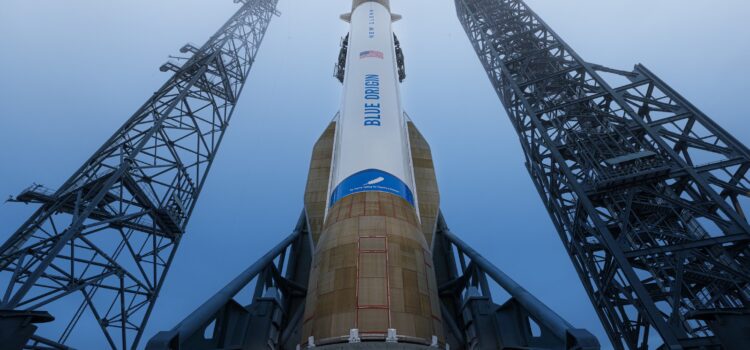 Are SpaceX un nou concurent? New Glenn ajunge pe orbită