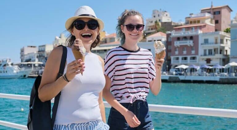 Te-ai împrumuta pentru o vacanță? Gen Z o face tot mai mult