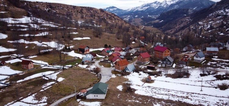 Bosnia și Herțegovina captivează tot mai mulți turiști care vor să exploreze ținuturi sălbatice și munții zimțați