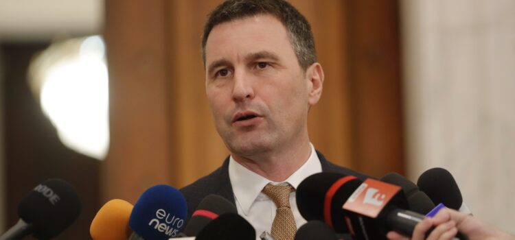 Nu există. Avem bani doar pentru alegeri / Ce spune despre DEFICIT