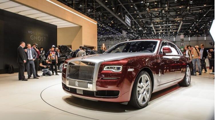 Rolls-Royce ANALIZEAZĂ mutarea producției de motoare în SUA