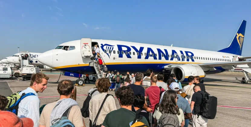 Ryanair mărește de anul acesta o serie de taxe și penalități