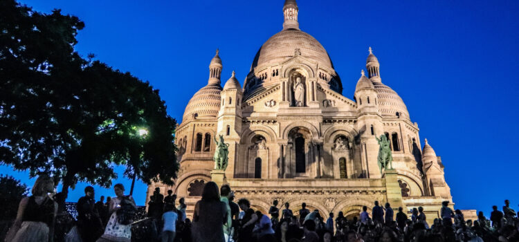 Unde asculți Slujba de Paște? Bucură-te de lăcașele de la Paris
