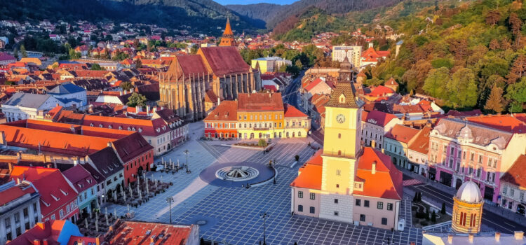 Din 2026, turiștii care vizitează Brașovul vor plăti o taxă pe sejur