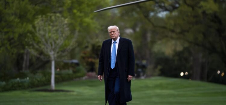 Administrația SUA consideră „o greșeală” intenția Chinei de a aplica măsuri de retorsiune /Trump așteaptă negocieri cu Beijingul