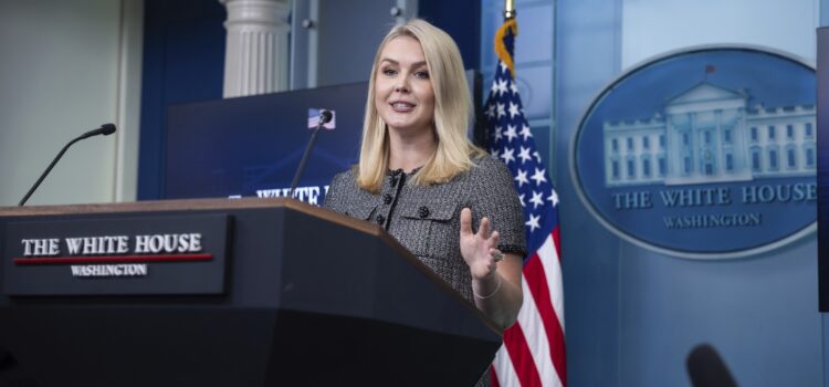 Casa Albă încearcă să justifice tarifele vamale impuse de Trump /Statele Unite avertizează China