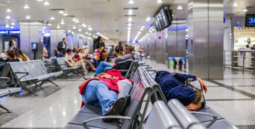 În aeroporturile spaniole nu poți intra după ora 21:00, fără bilet