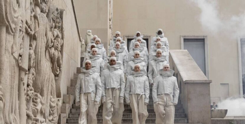 Palais Galliera prezintă prima expoziție în Paris pentru Rick Owens
