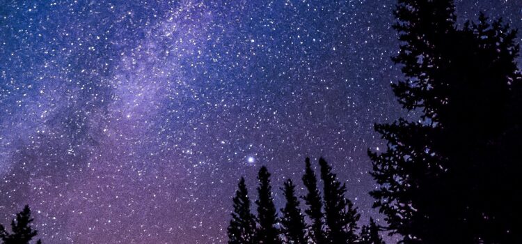 Cercetătorii au recreat prima reacție chimică după Big Bang