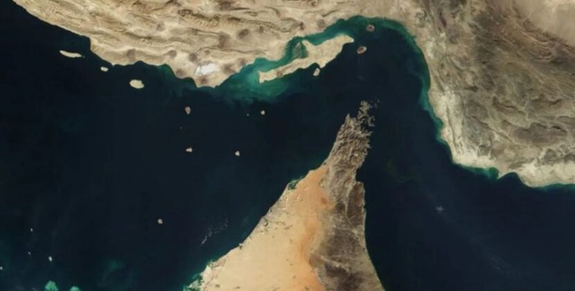 Iranul amenință că va riposta în Strâmtoarea Ormuz