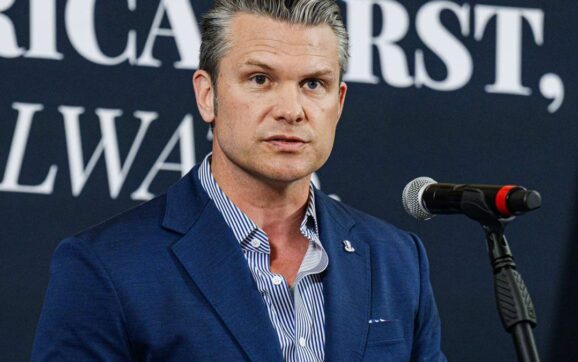 Șeful Pentagonului Pete Hegseth declară că SUA privesc cu îngrijorare întărirea militară a Chinei și că doresc pentru zona Asia-Pacific un echilibru, în care nimeni nu-și impune hegemonia