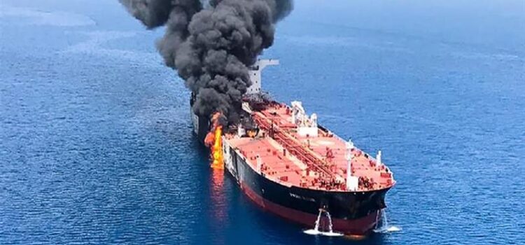 Explozie la o navă petrolieră grecească, în largul Omanului. Incidentul are loc după schimbul de focuri dintre Iran și SUA, în apropiere de Strâmtoarea Ormuz