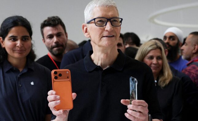 Din criză de chip-uri, Apple face lobby la administraţia Trump