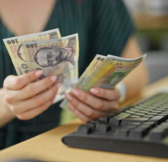 Inflaţia ucide economia: În mai, inflaţia anuală s-a apropiat de 11%. Energia electrică: plus 55%; benzina: plus 30%; motorina: plus 36%; consum, aprilie: – 5,4%