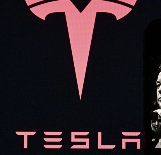 Tesla a raportat o creştere de 25% a livrărilor în trimestrul al doilea din 2026