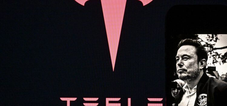 Tesla a raportat o creştere de 25% a livrărilor în trimestrul al doilea din 2026