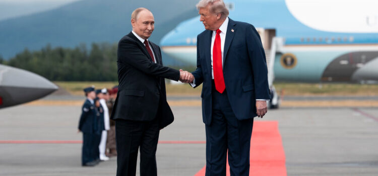 Putin i-a trimis lui Trump, de Ziua Independenței SUA, o felicitare neobișnuit de caldă și informală: „Dear Donald”