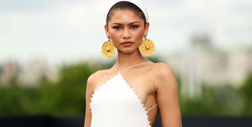 Zendaya este criticată pentru bijuteriile vechi de 3.000 de ani