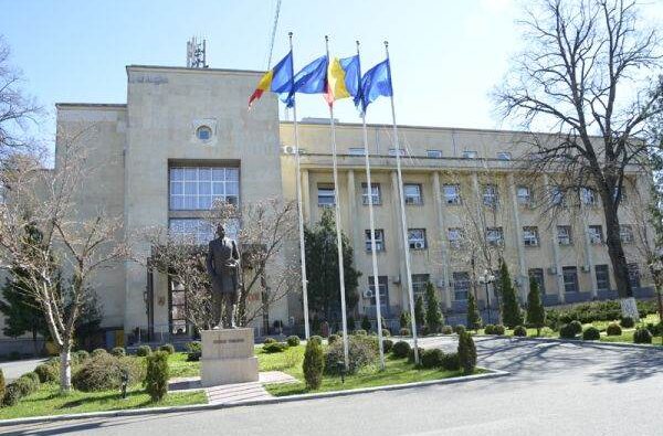Rusia declară „persona non grata” un angajat al Ambasadei României la Moscova. MAE spune că măsura vine ca răspuns la expulzarea unui diplomat rus