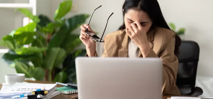 Frustrările digitale primesc nume în 2026. Ce înseamnă „captchore”, „chatflattery” și „A.I.-horning” – Aleph News