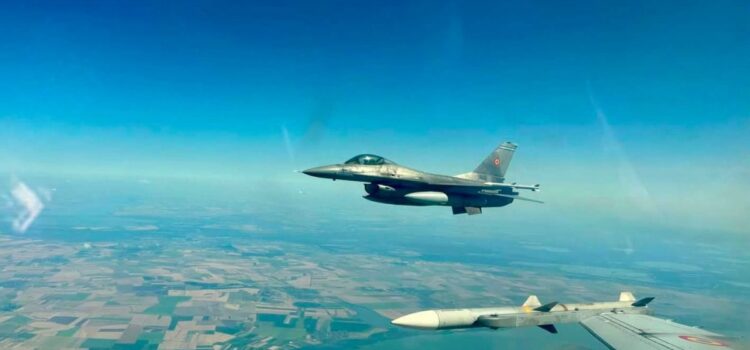 România, Bulgaria și Spania au semnat un acord pentru operațiuni transfrontaliere de poliție aeriană în cadrul NATO. Avioanele spaniole vor putea patrula și în spațiul aerian al Bulgariei