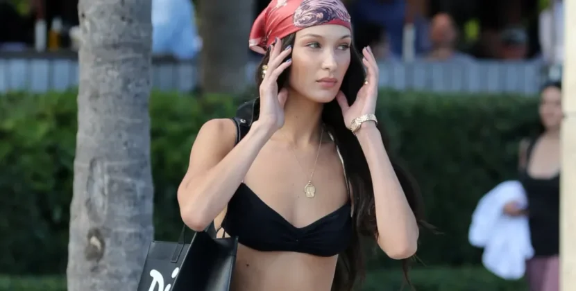 Bandana este din nou în trend. Moda anilor 2000, festivalurile și estetica „Euro Summer” readuc „basmaua” în ținutele verii – Aleph News