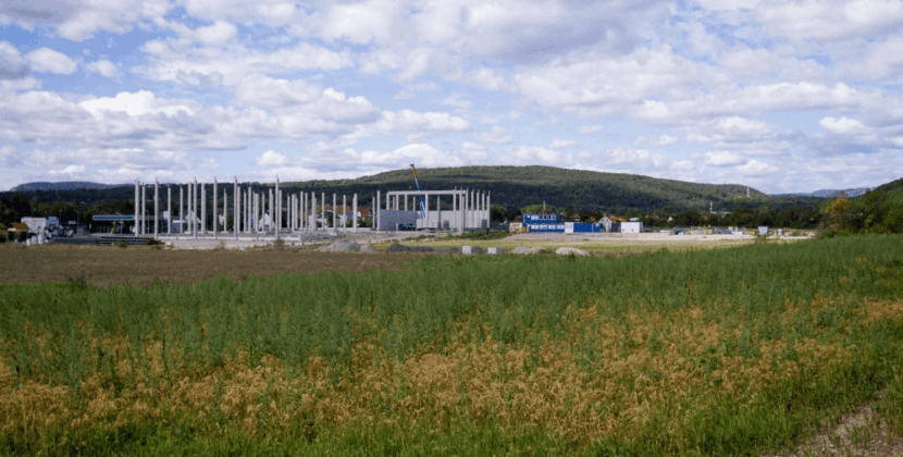 Un fost complex nazist din Austria va fi transformat în parc de afaceri. Activiștii cer protejarea ultimelor urme ale sitului – Aleph News