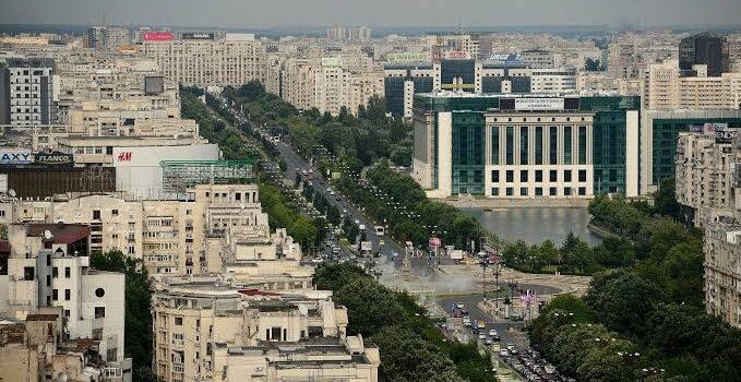 Noul Cod al Urbanismului schimbă regulile pentru construcțiile fără autorizație. Proprietarii au un an pentru regularizare. Amenzile pot ajunge la 500.000 de lei