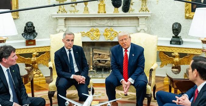 Trump amână cu trei zile tarifele de 50% pentru importuri canadiene de 20 de miliarde de dolari, după ce SUA și Canada au ajuns la un acord