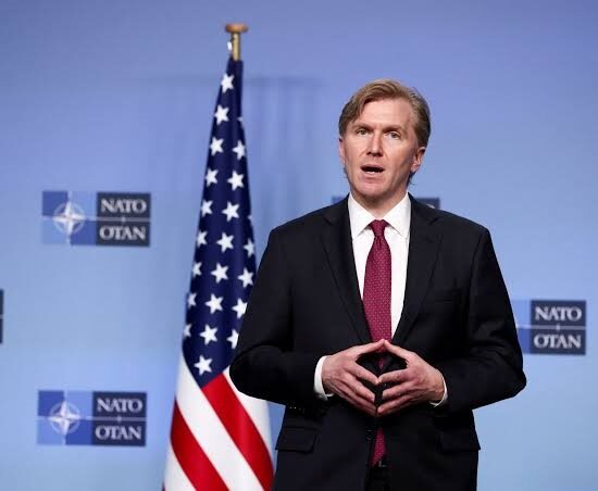 „NATO trebuie să se schimbe”. Avertismentul Statelor Unite pentru Europa, transmis de Elbridge Colby aliaților la Bruxelles