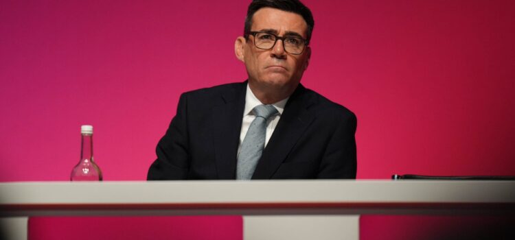 Premierul Regatului Unit, Andy Burnham, critică Brexitul