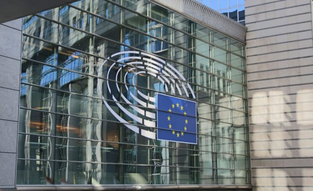 Parlamentul European își deschide birou la Ottawa, în timp ce Canada caută statut de „membru asociat” al UE, în plin război comercial cu SUA