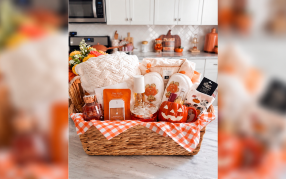 Vrei să-i faci un Boo Basket iubitei tale?