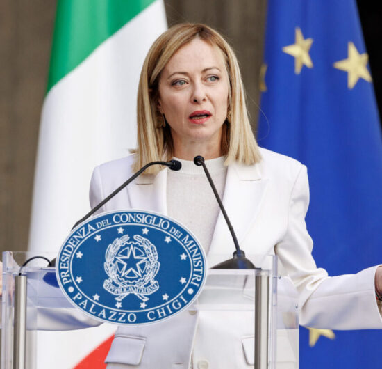 Giorgia Meloni bate recordul de longevitate al unui Guvern în Italia. România stă de 4 luni fără un Guvern cu puteri depline