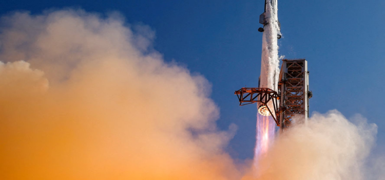 SpaceX lansează o nouă misiune militară secretă pentru SUA
