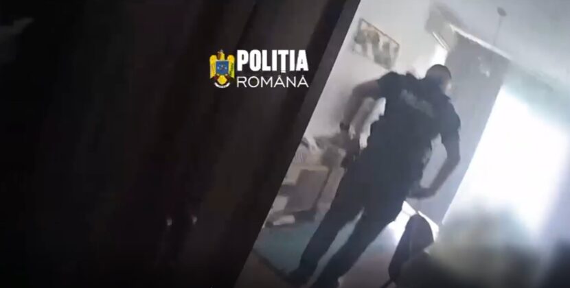 Pedeapsa primită de un fals polițist care a luat bani de la o femeie pentru a influența deschiderea unui dosar penal împotriva vecinilor acesteia